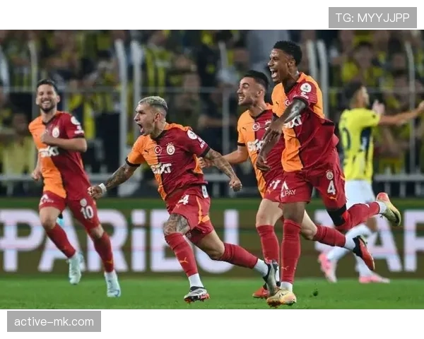 加拉塔萨雷完成阵容重组，新阵型展现夺冠实力，球迷热盼新赛季表现