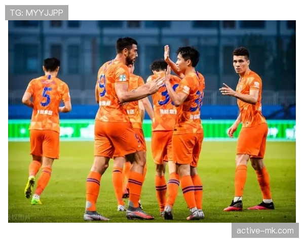 博洛尼亚中路渗透战术持续精进,助球队逆转战局表现稳健 博洛尼亚中路渗透战术持续精进,助球队逆转战局表现稳健