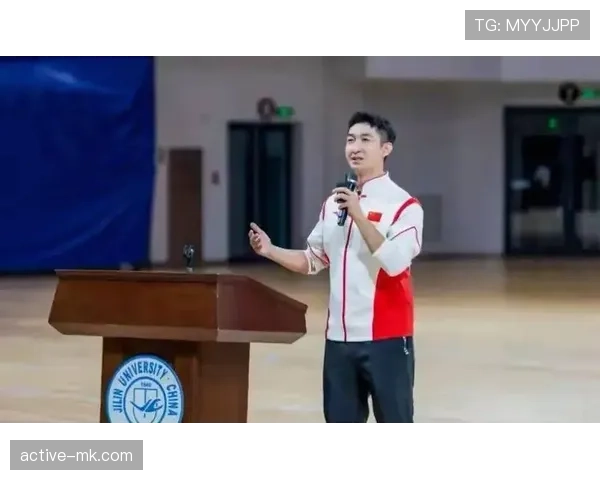 武大靖家里冰箱贴全是金牌，电费比咱工资还高